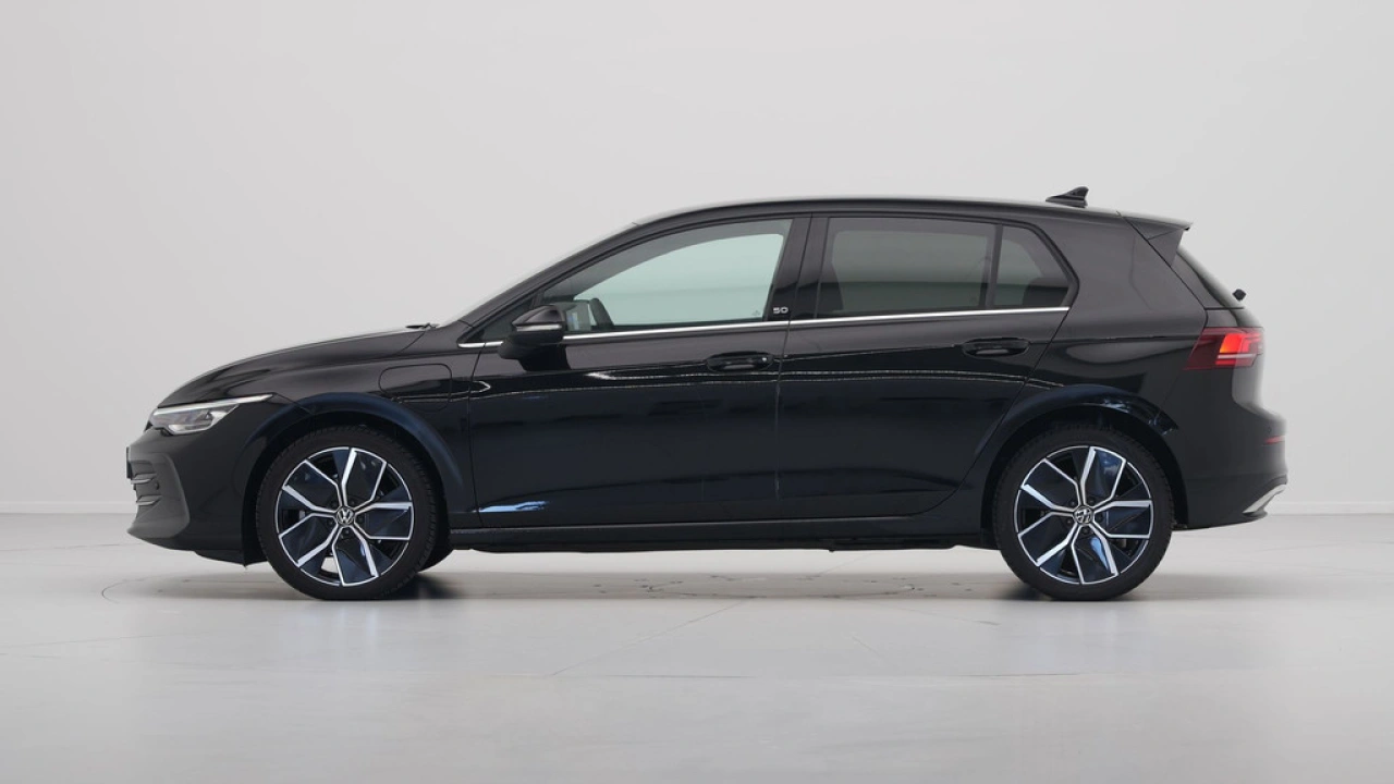 Volkswagen Golf 1.5 eHybrid 50 Edition