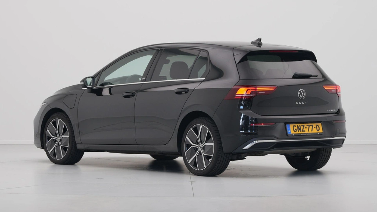 Volkswagen Golf 1.5 eHybrid 50 Edition