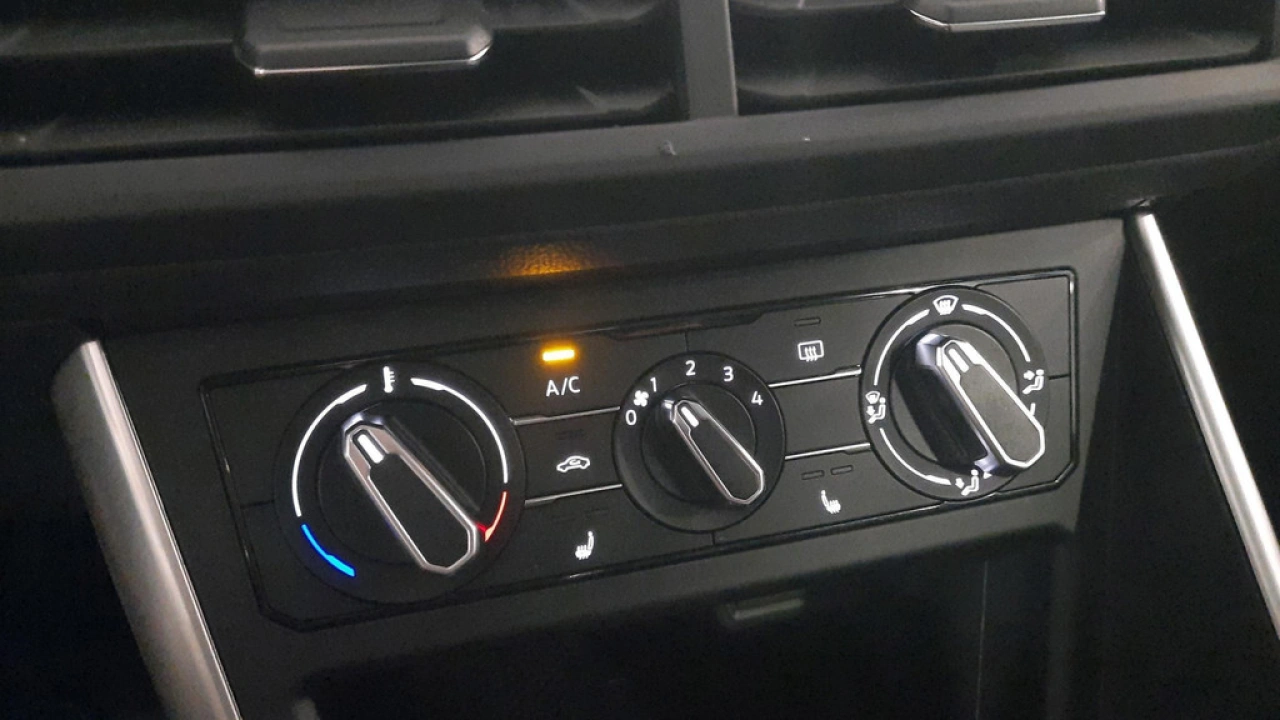 Volkswagen Polo 1.0 TSI Automaat Life | Multimedia Pakket | Parkeersensoren | Camera