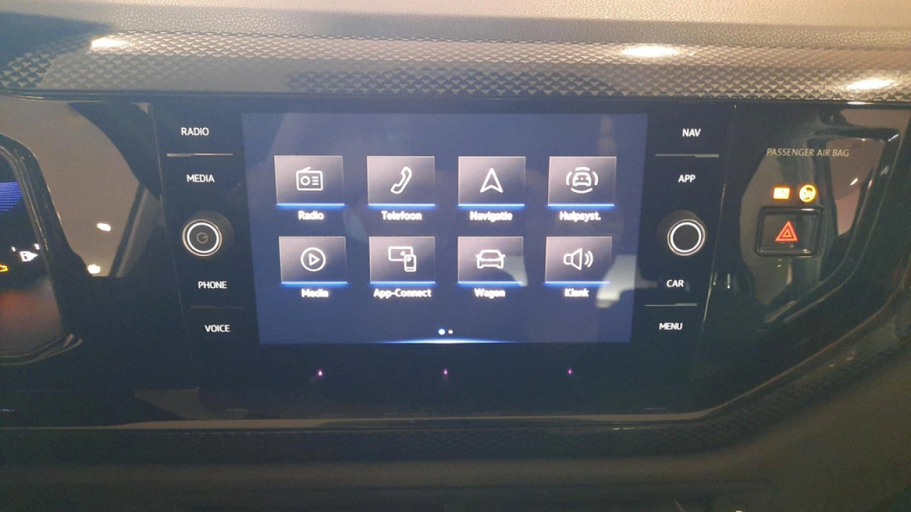 Volkswagen Polo 1.0 TSI Automaat Life | Multimedia Pakket | Parkeersensoren | Camera