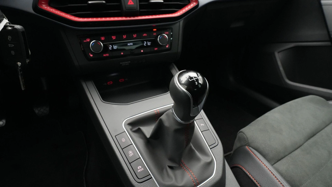 SEAT Ibiza 1.0 EcoTSI 95pk FR Business Intense