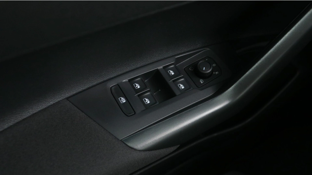 Volkswagen Polo 1.0 TSI 95pk Life Edition App connect