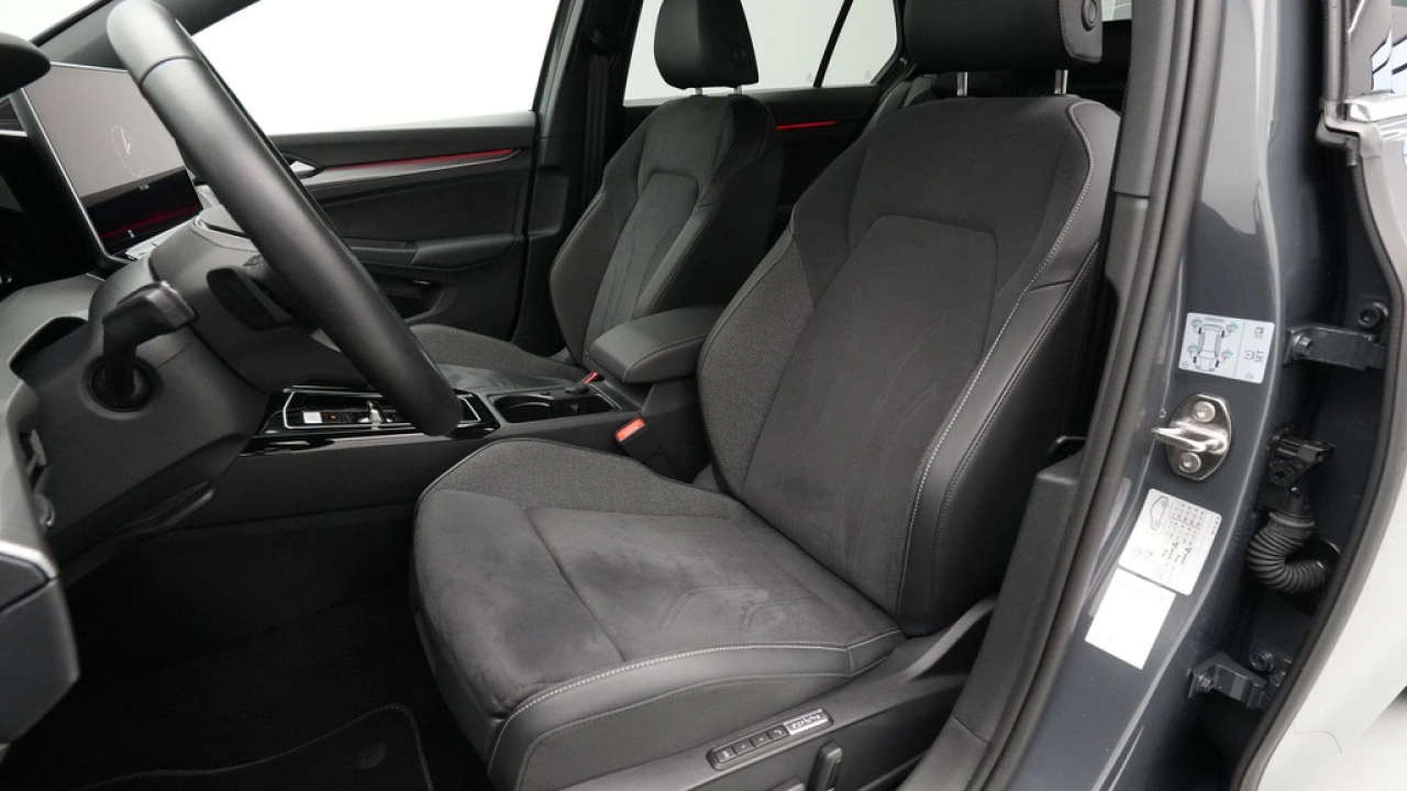 Volkswagen Golf 1.5 eHybrid 204pk 50 Edition