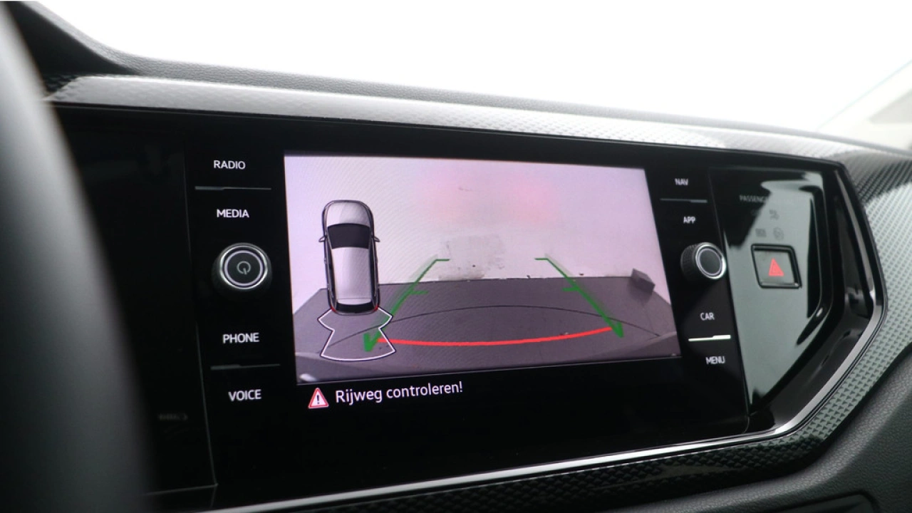 Volkswagen Polo 1.0 TSI 95pk Life Edition Navigatie camera