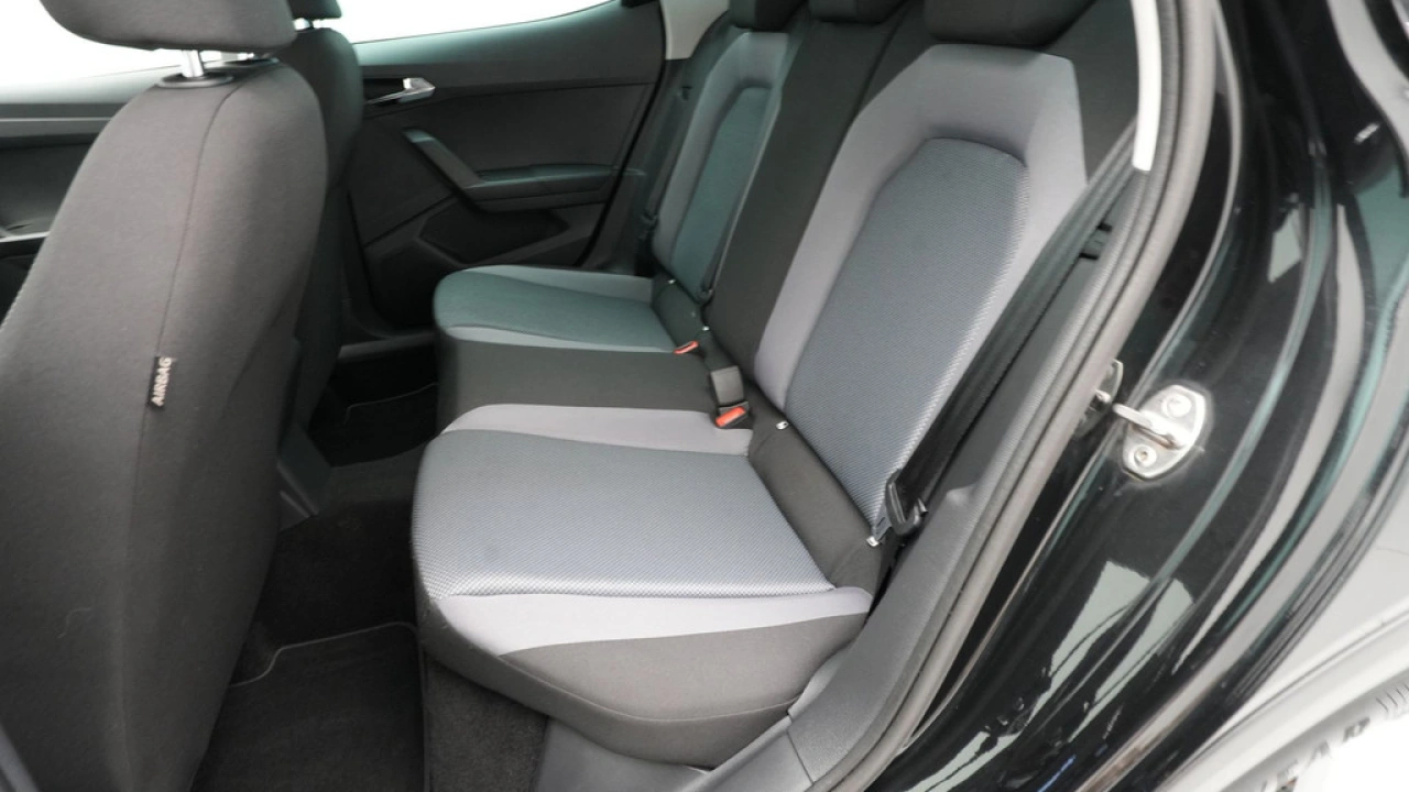 SEAT Arona 1.0 TSI 95pk Style Business Intense