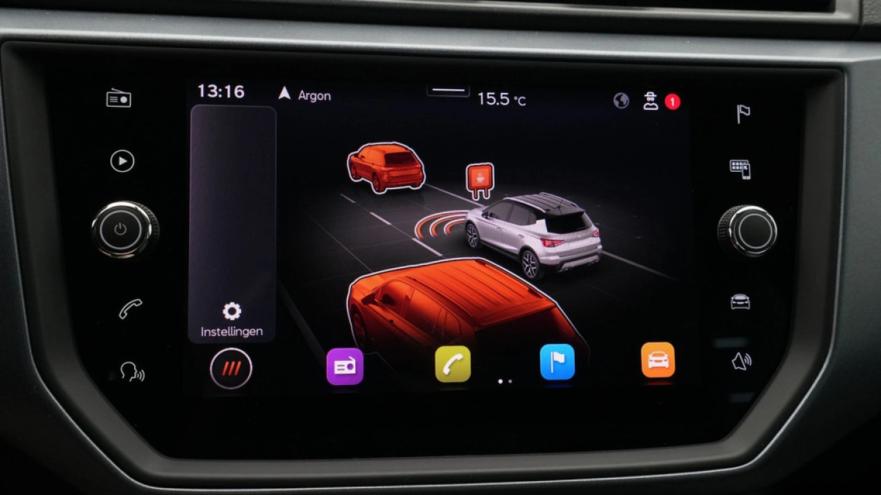 SEAT Arona 1.0 TSI 95pk Style Business Intense