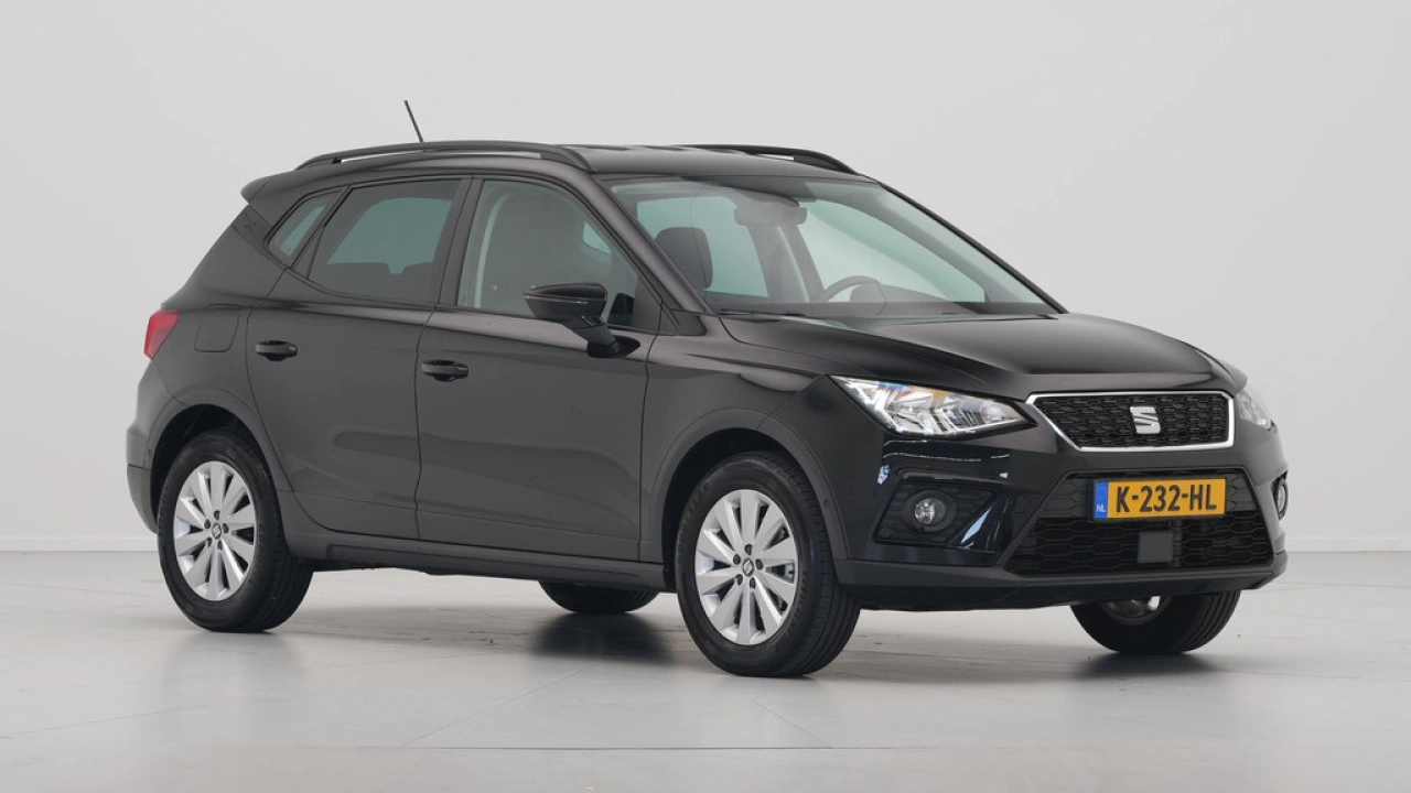 SEAT Arona 1.0 TSI 95pk Style Business Intense