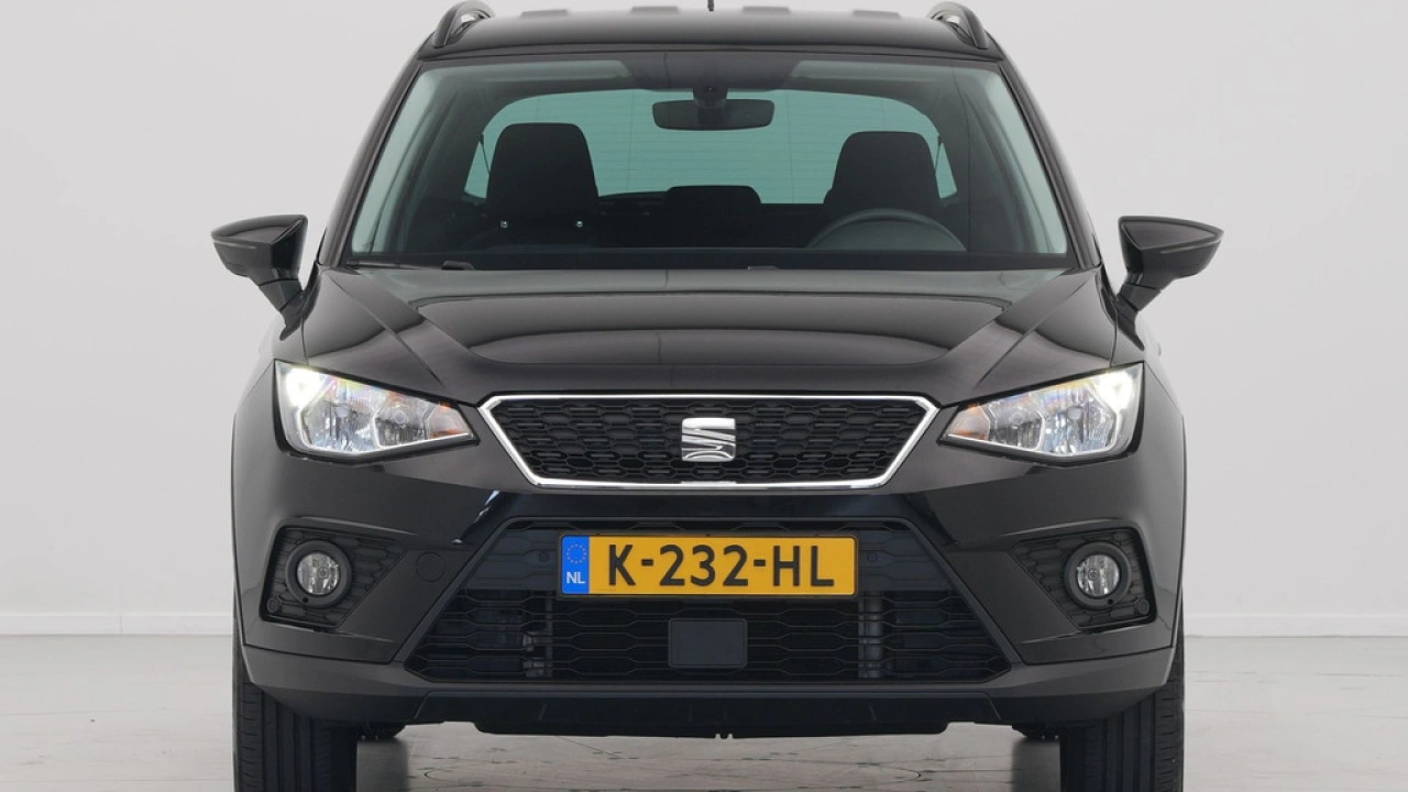 SEAT Arona 1.0 TSI 95pk Style Business Intense