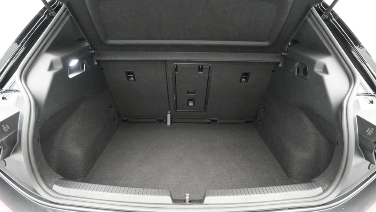 Volkswagen ID.3 First Plus 58 kWh 204pk