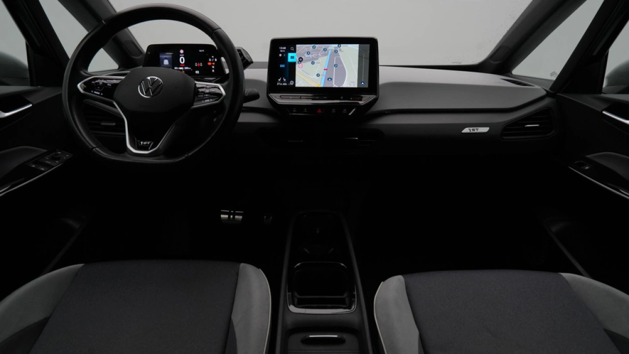 Volkswagen ID.3 First Plus 58 kWh 204pk