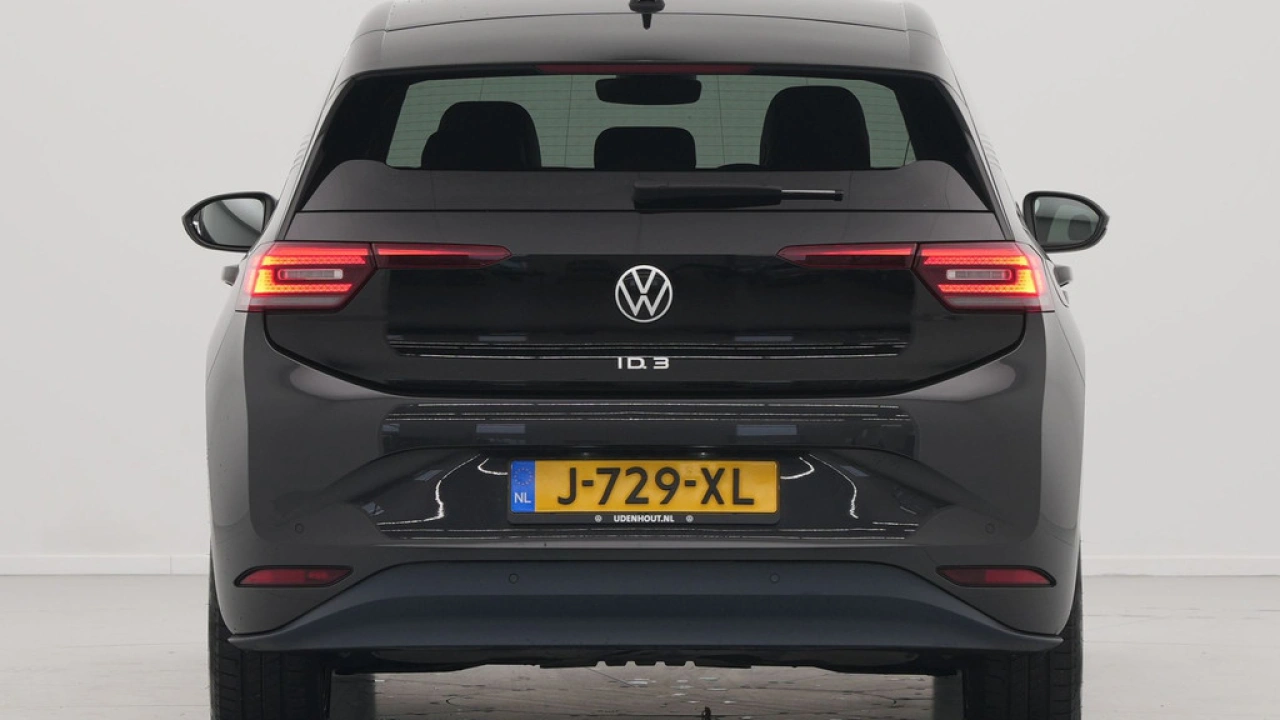 Volkswagen ID.3 First Plus 58 kWh 204pk