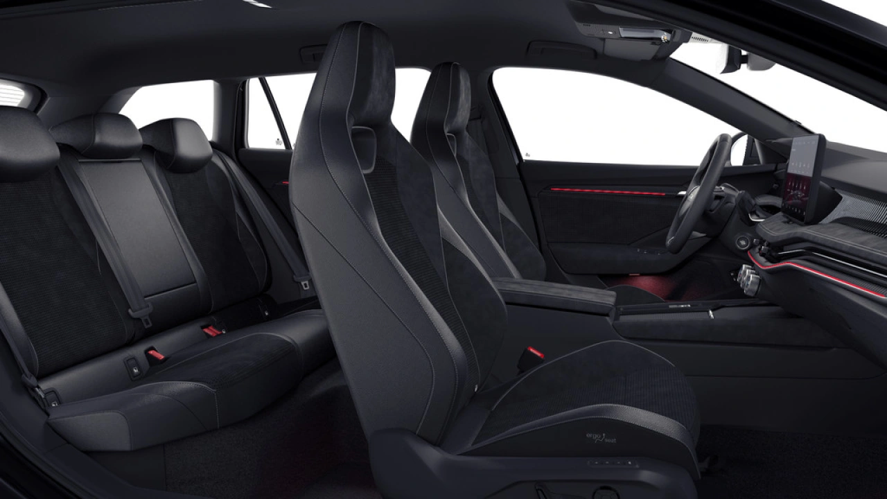 Škoda Superb Combi 1.5 TSI iV 204 6DSG Sportline Business