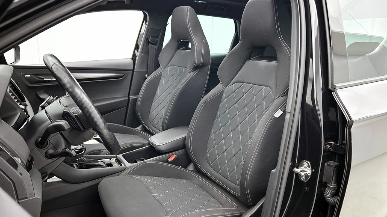 Škoda Karoq 1.5 TSI ACT 150pk Sportline Business DSG