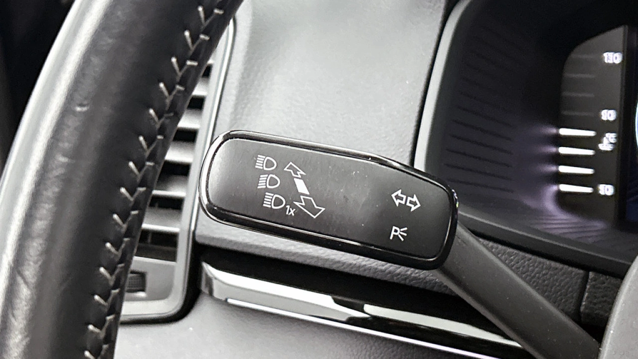 Škoda Karoq 1.5 TSI ACT 150pk Sportline Business DSG