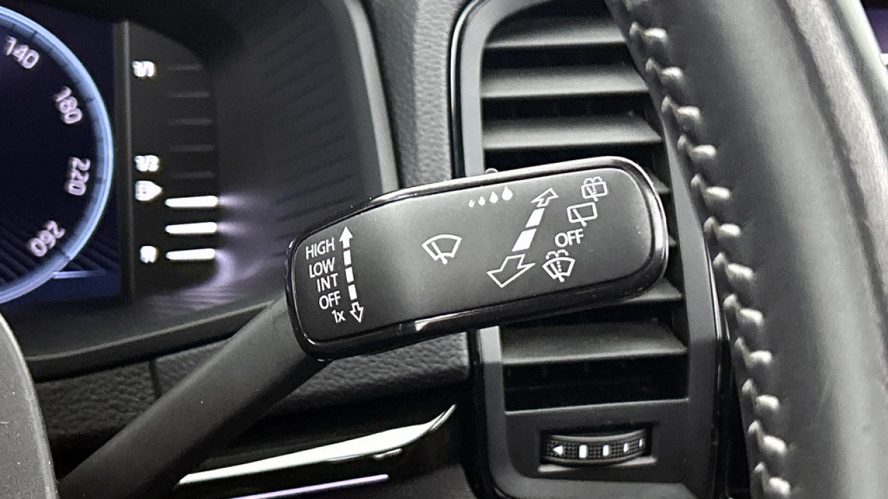 Škoda Karoq 1.5 TSI ACT 150pk Sportline Business DSG