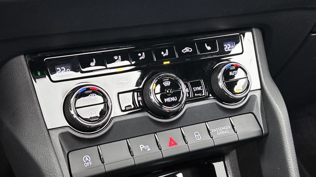 Škoda Karoq 1.5 TSI ACT 150pk Sportline Business DSG