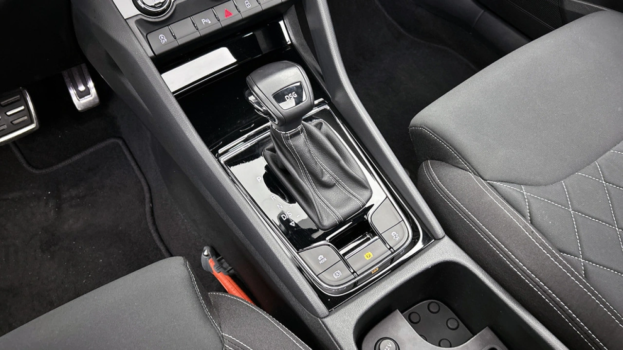 Škoda Karoq 1.5 TSI ACT 150pk Sportline Business DSG