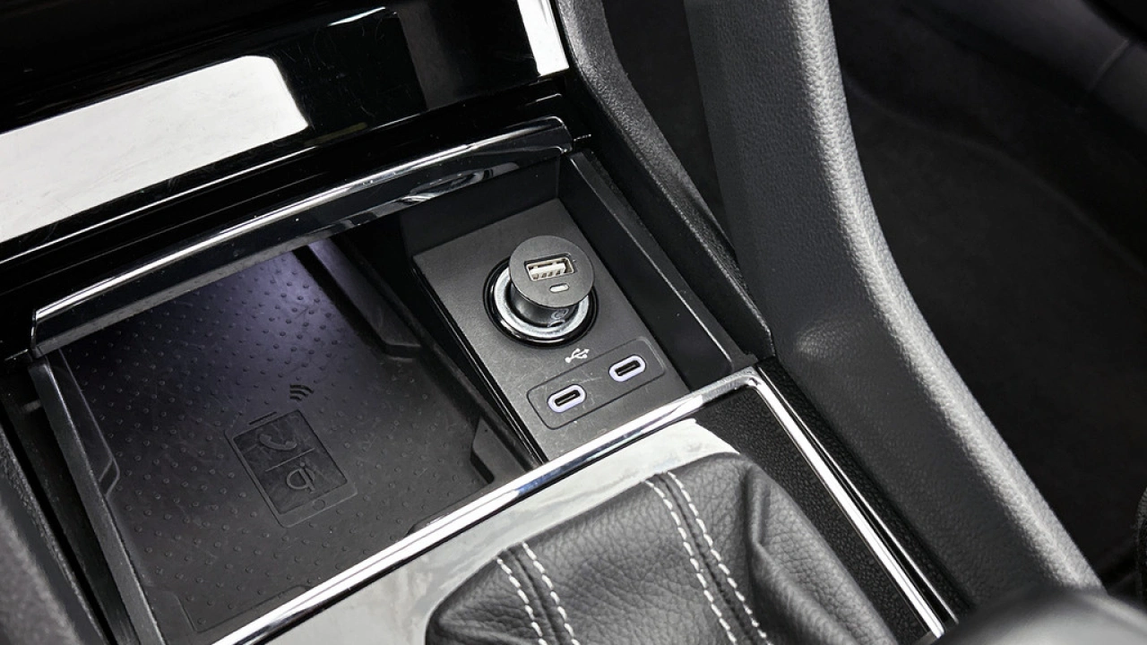 Škoda Karoq 1.5 TSI ACT 150pk Sportline Business DSG