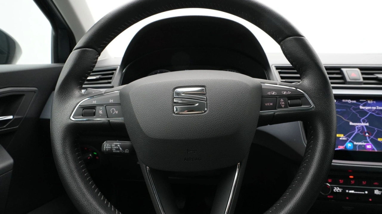 SEAT Arona 1.0 TSI 95pk Style Business Intense