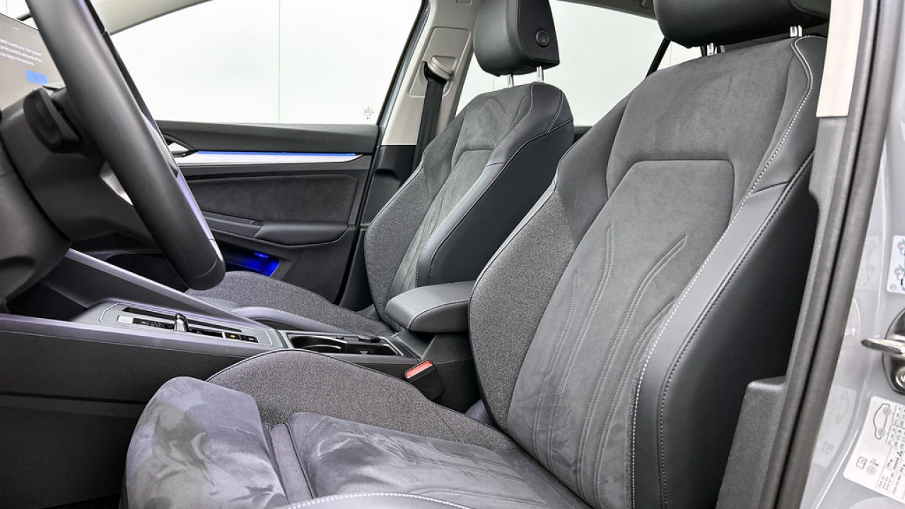 Volkswagen Golf 1.5 eHybrid 204pk Life Edition DSG