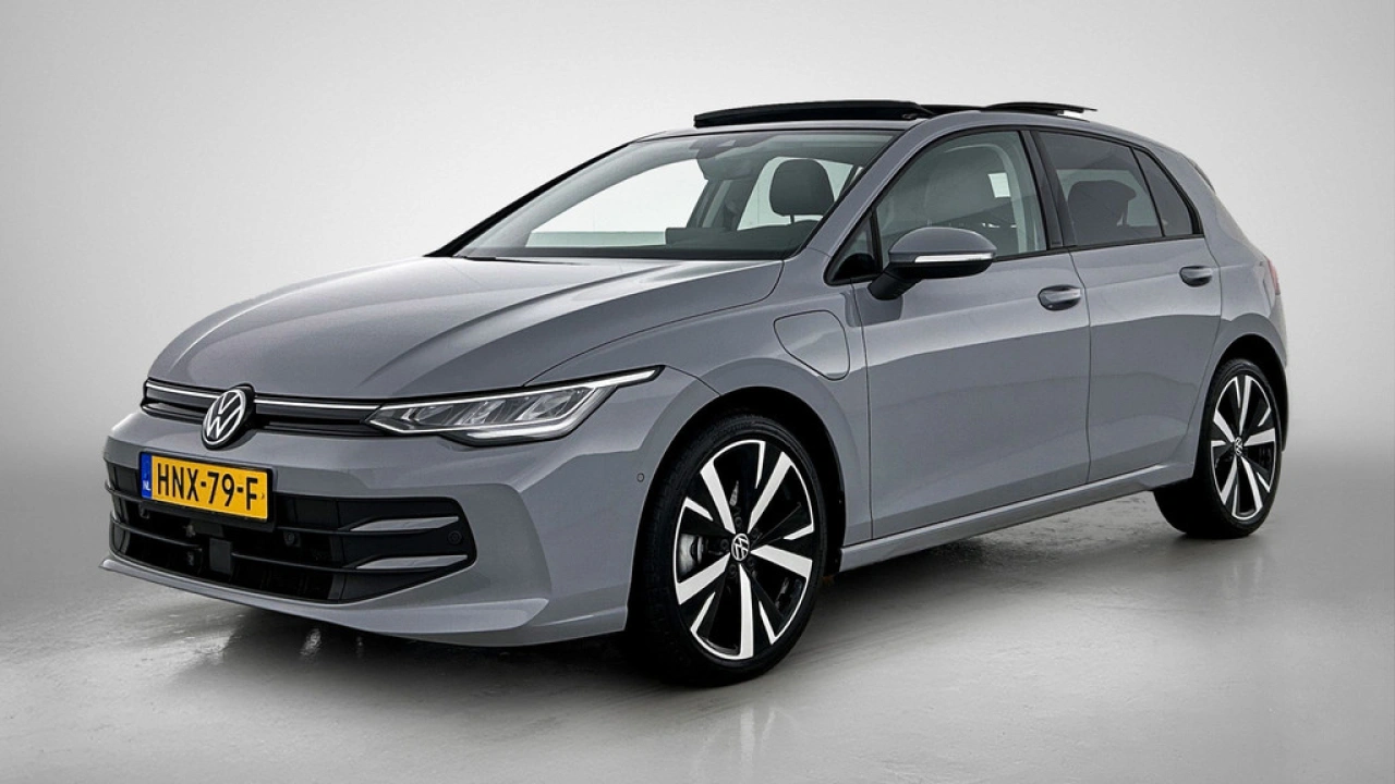 Volkswagen Golf 1.5 eHybrid 204pk Life Edition DSG