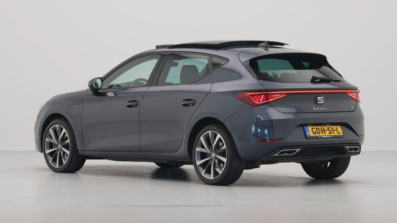 SEAT Leon 1.4 TSI eHybrid PHEV 204pk FR Business Intense