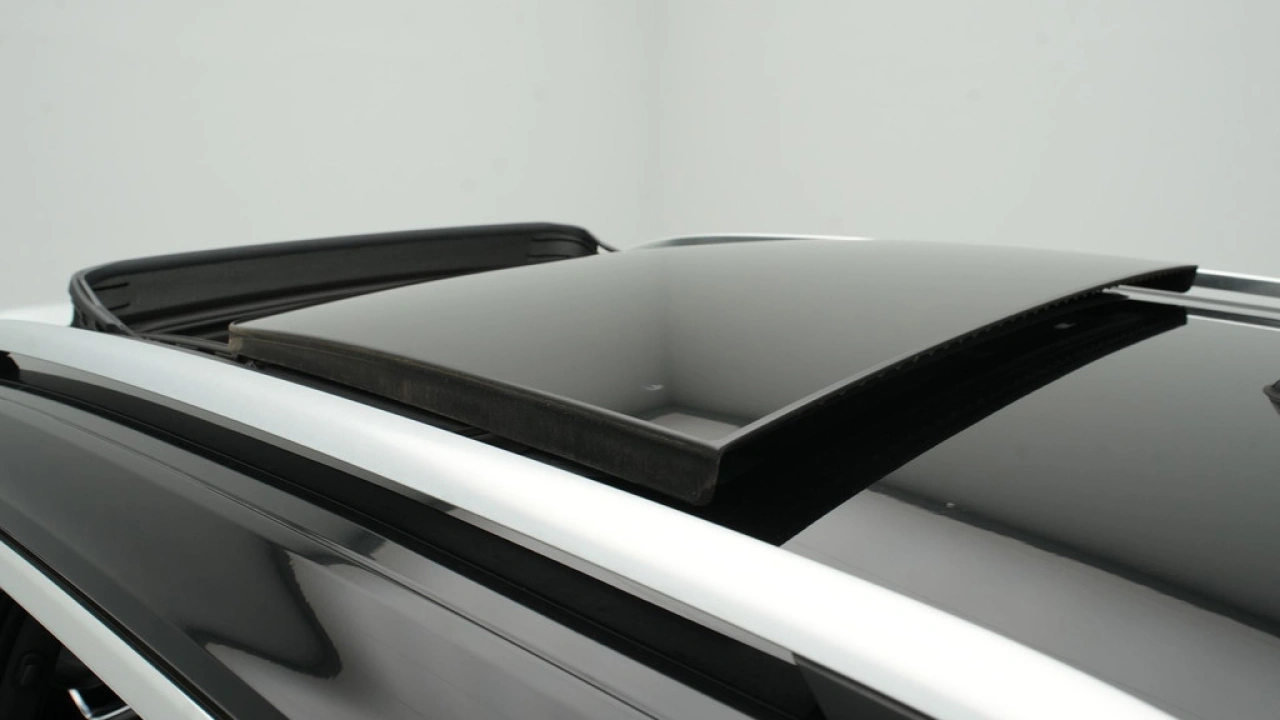 Volkswagen T-Roc 1.5 TSI 150pk DSG Sport Business R