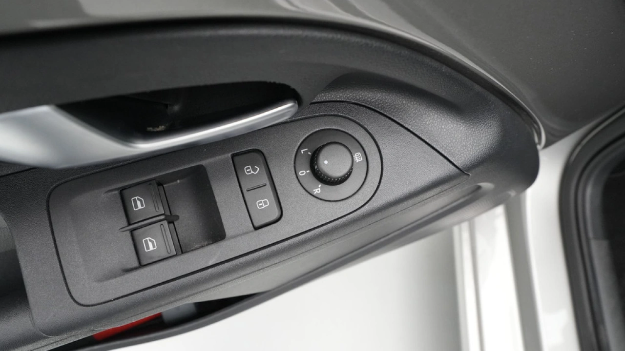 Volkswagen up! 1.0 BMT 60pk move up!