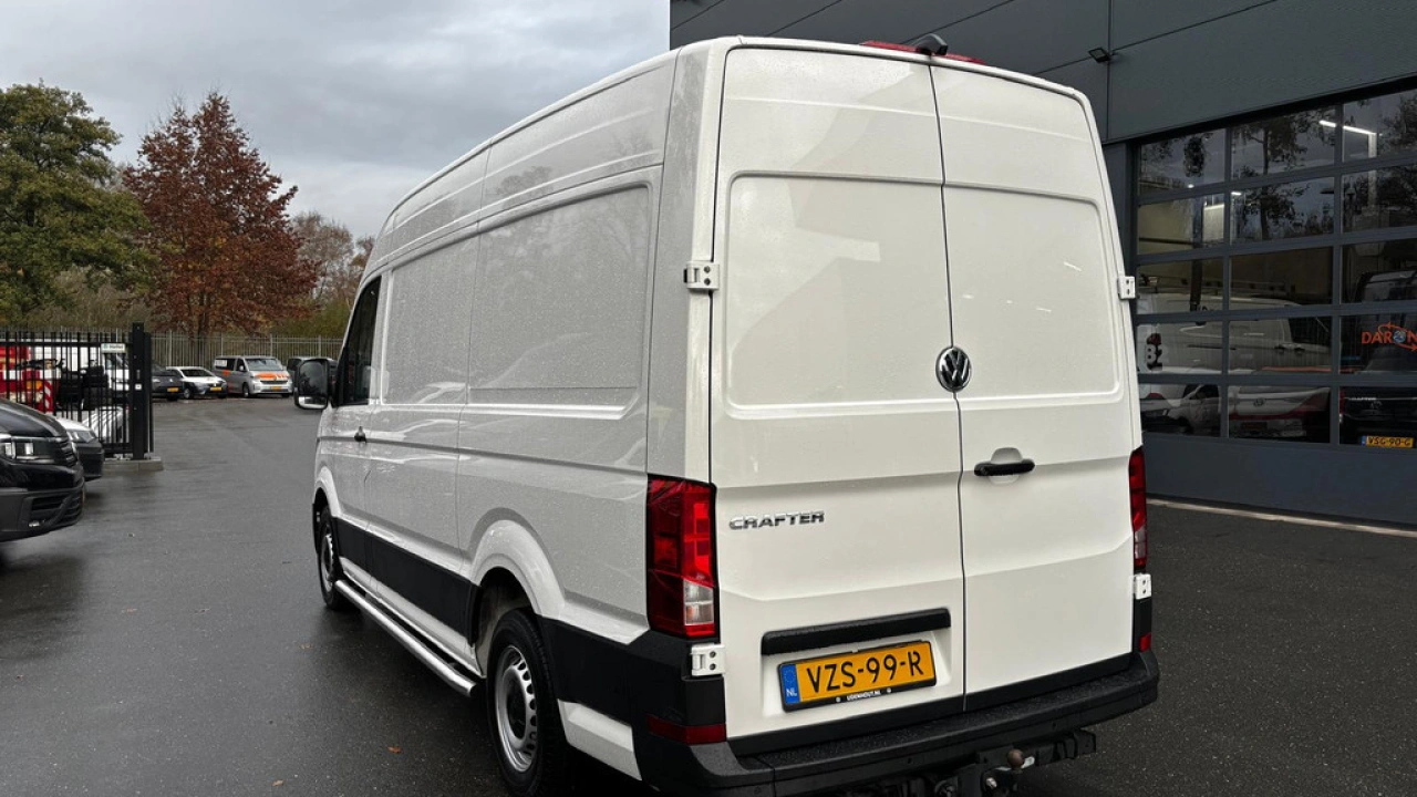 VW Bedrijfswagens Crafter L3H3 2.0 TDI 140pk 3.0T Highline