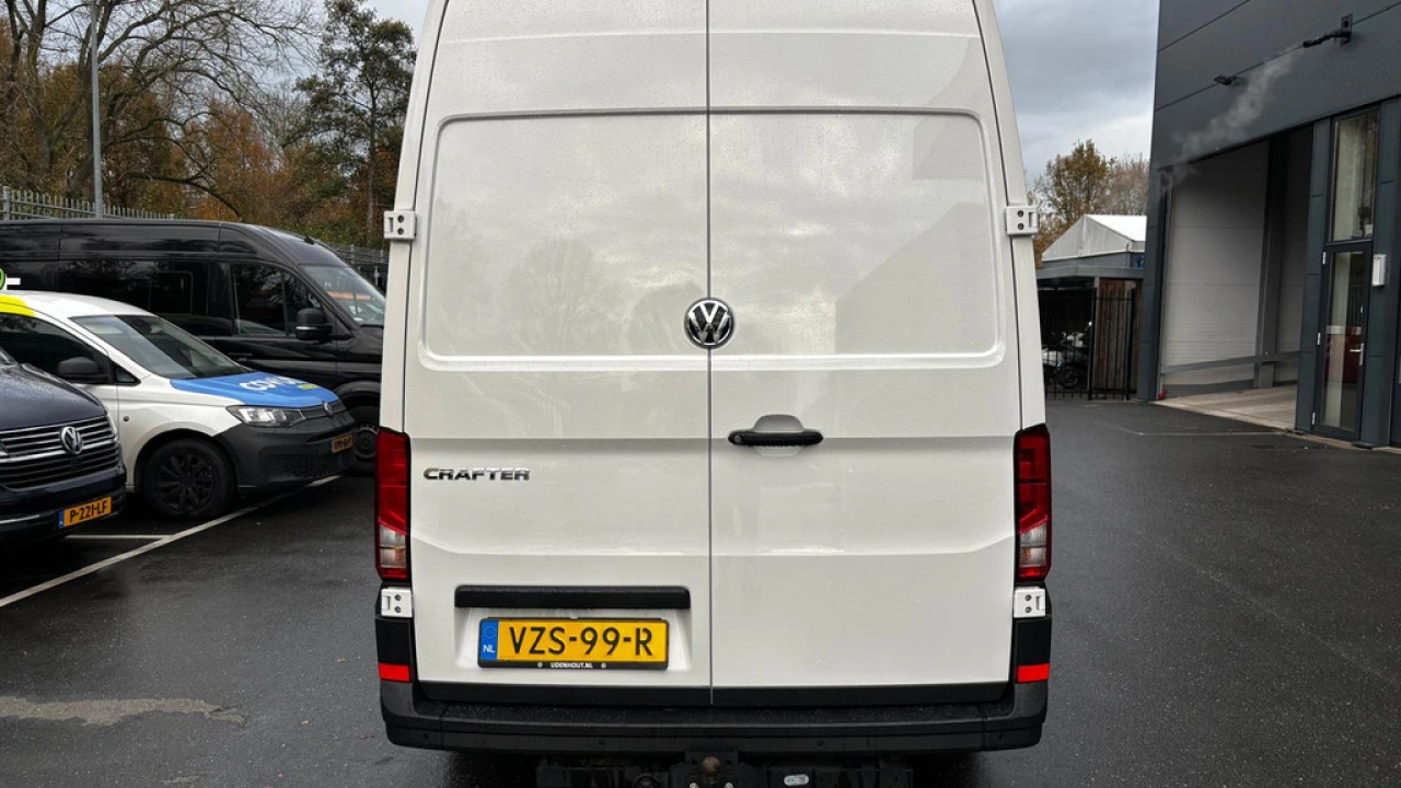 VW Bedrijfswagens Crafter L3H3 2.0 TDI 140pk 3.0T Highline