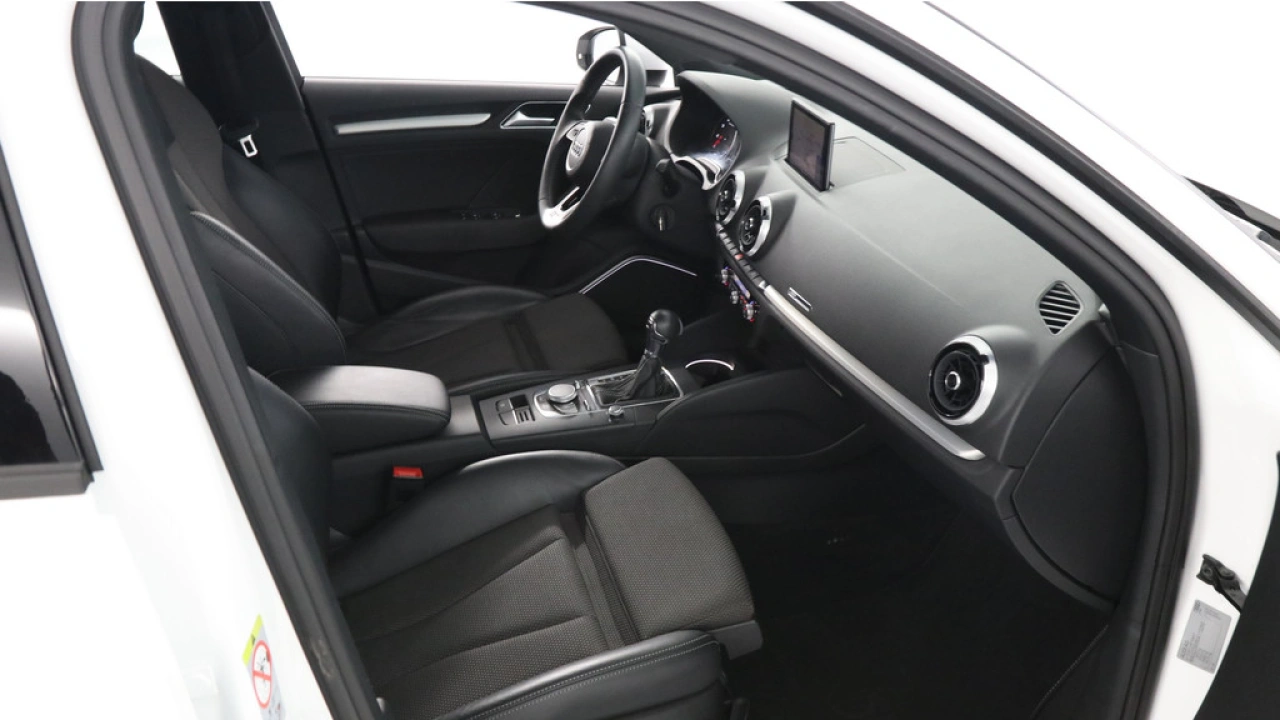 Audi A3 Sportback 35 TFSI 150pk Sport S Line Edition S-Tronic