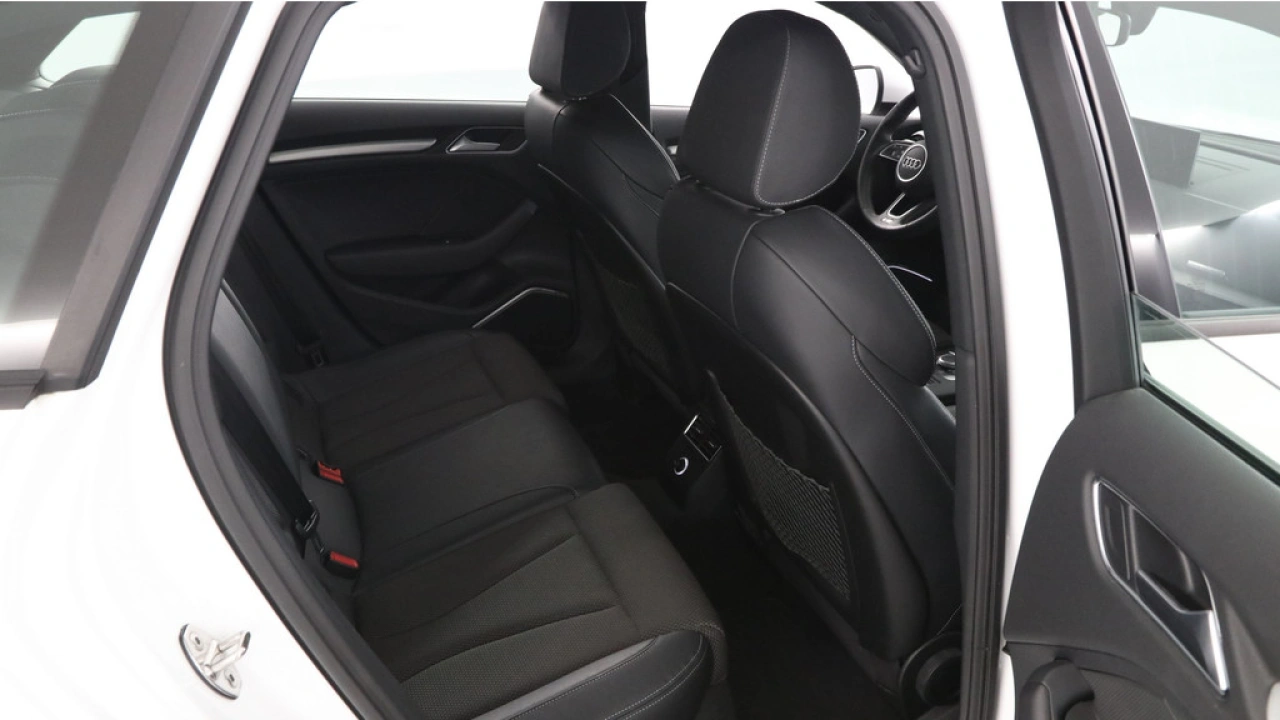 Audi A3 Sportback 35 TFSI 150pk Sport S Line Edition S-Tronic