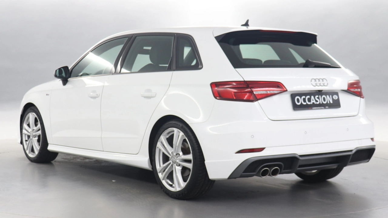 Audi A3 Sportback 35 TFSI 150pk Sport S Line Edition S-Tronic