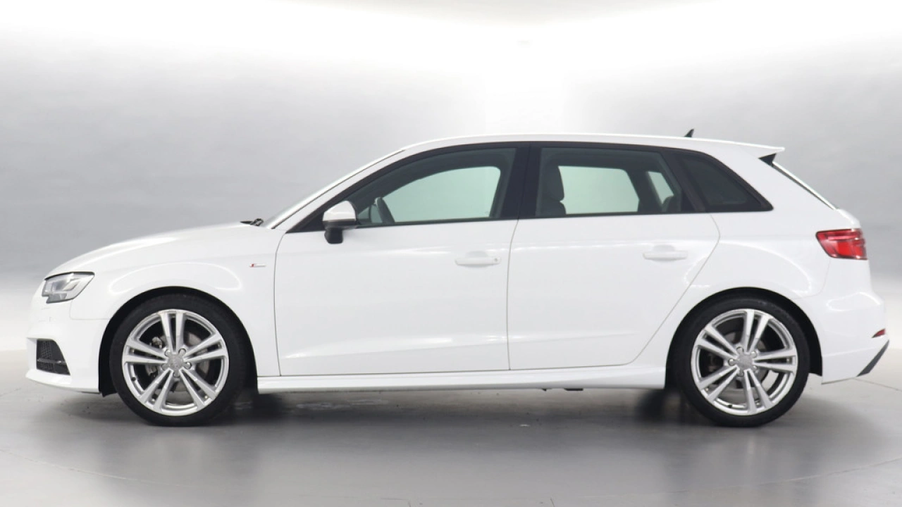 Audi A3 Sportback 35 TFSI 150pk Sport S Line Edition S-Tronic
