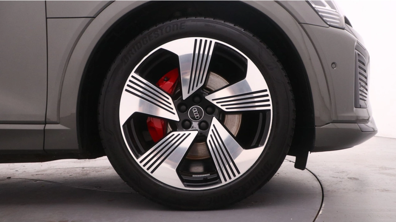 Audi Q8 e-tron 55 quattro S Edition 115 kWh