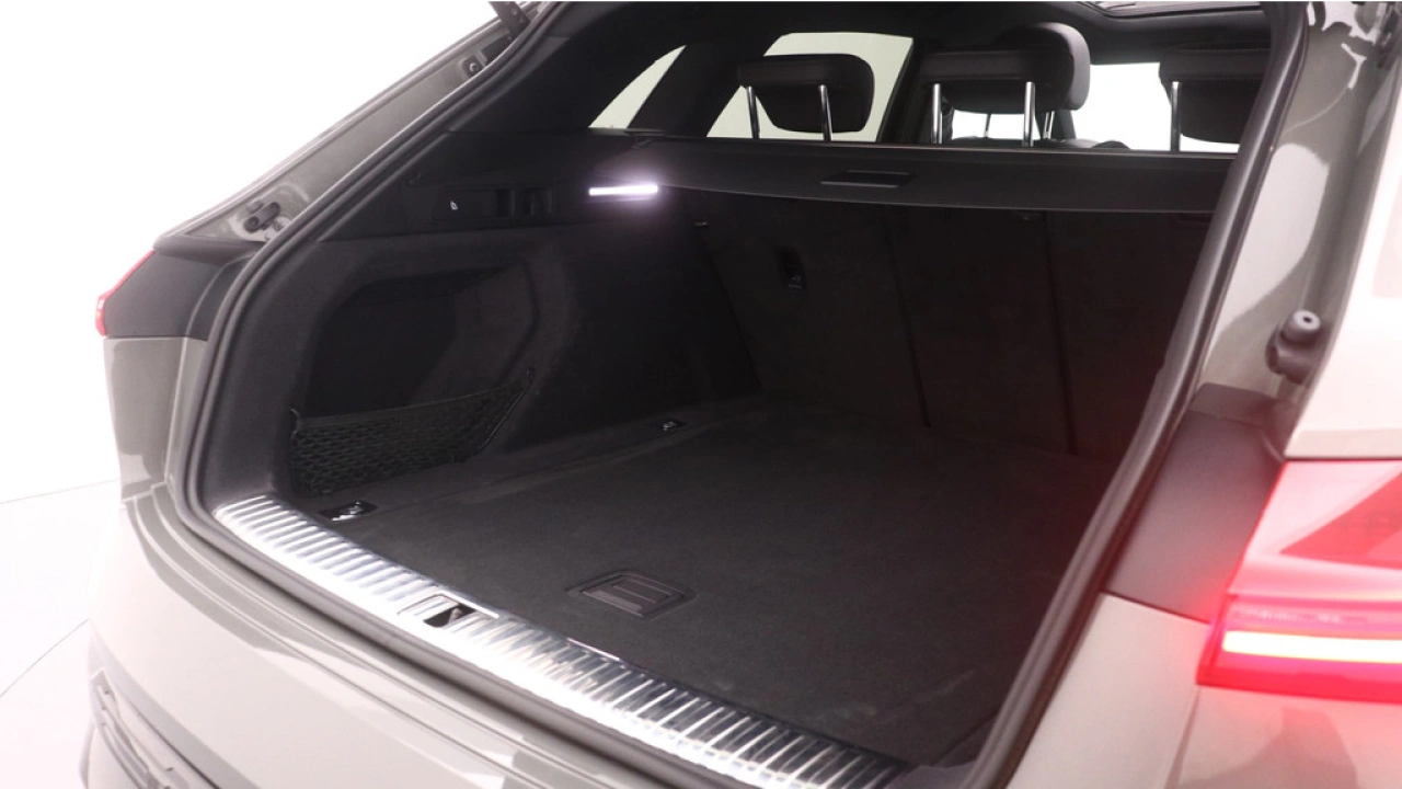 Audi Q8 e-tron 55 quattro S Edition 115 kWh