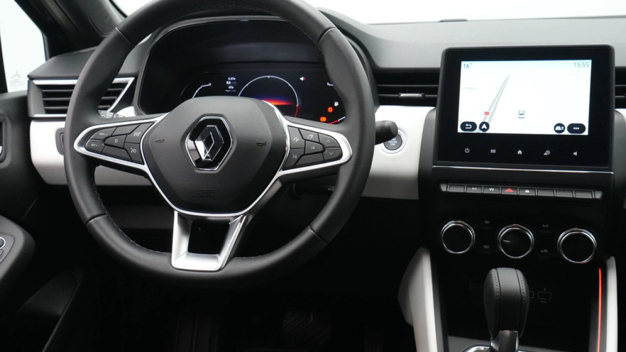 Renault Clio 1.6 E-Tech Hybrid 145 Intens