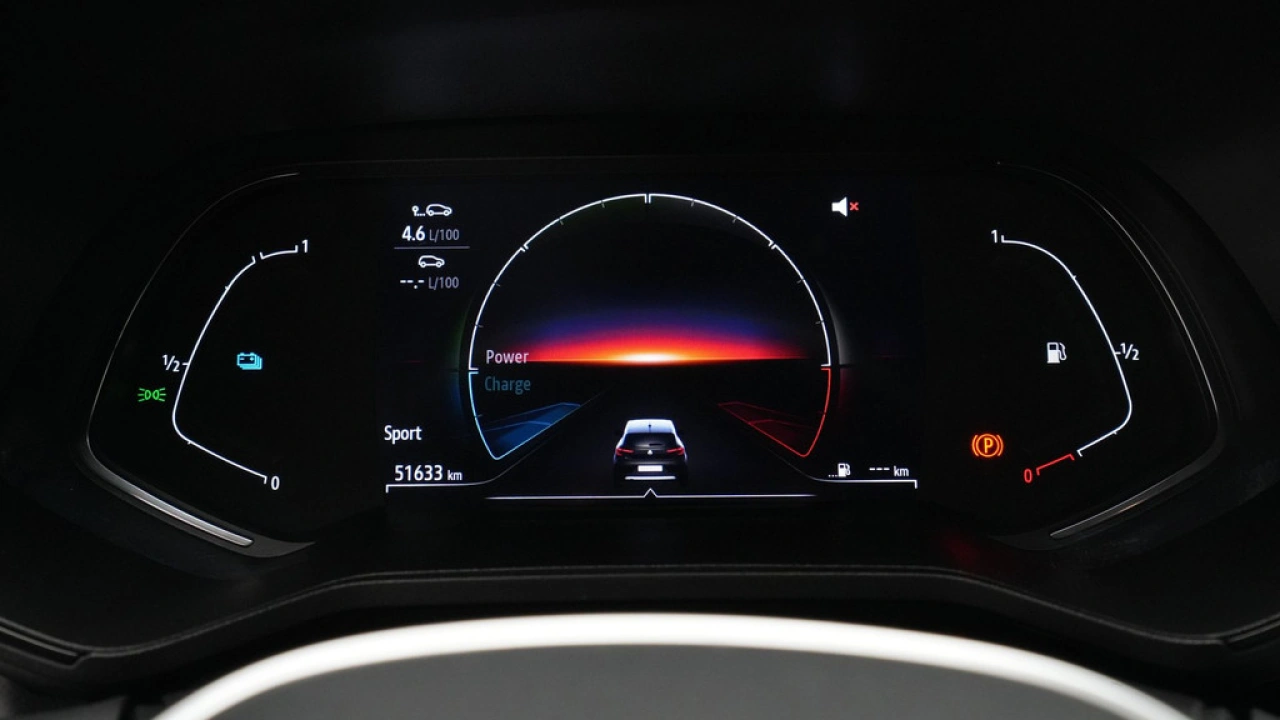 Renault Clio 1.6 E-Tech Hybrid 145 Intens