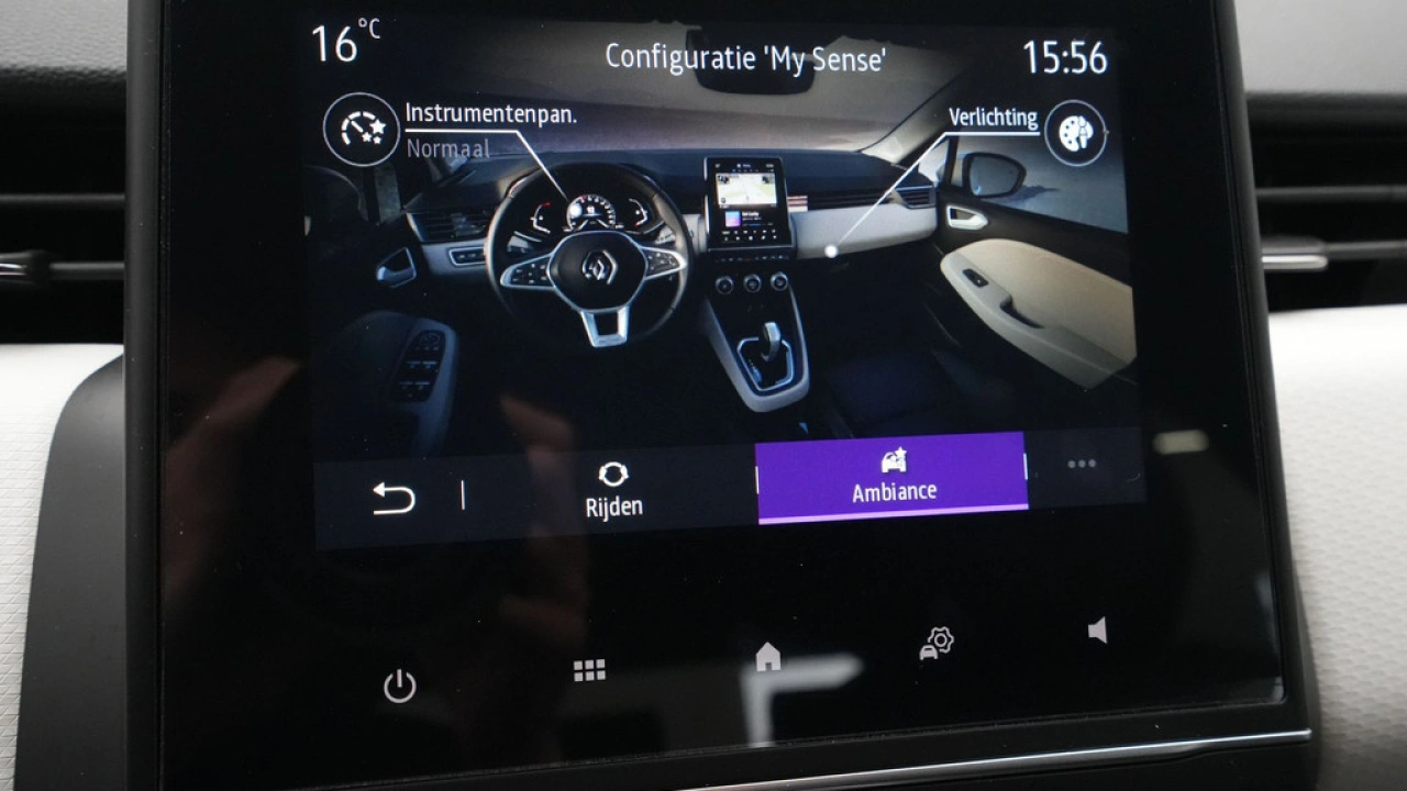 Renault Clio 1.6 E-Tech Hybrid 145 Intens