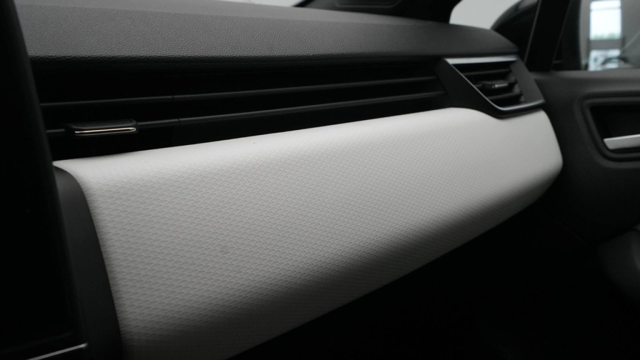 Renault Clio 1.6 E-Tech Hybrid 145 Intens