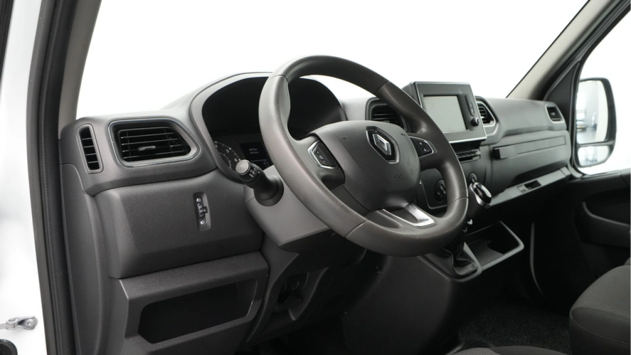 Renault Master T35 2.3 dCi 135pk L3H2 Work Edition