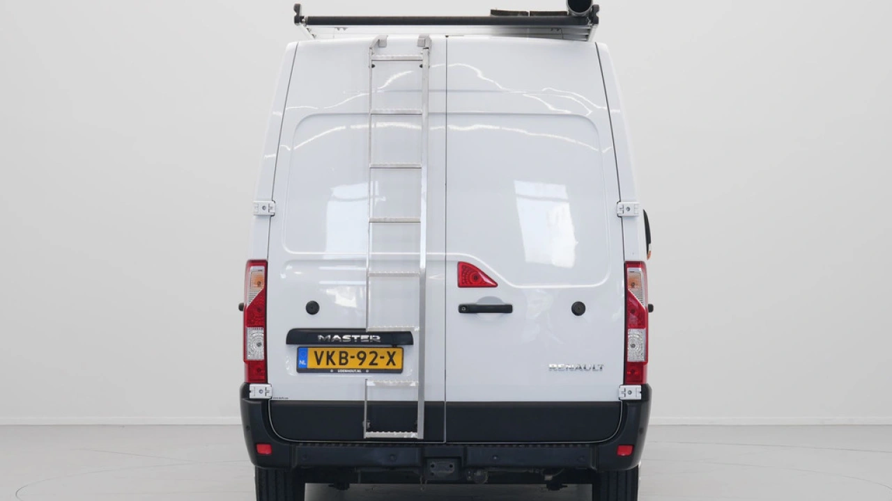 Renault Master T35 2.3 dCi 135pk L3H2 Work Edition