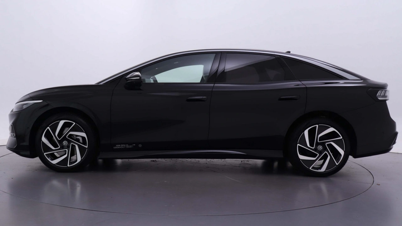 Volkswagen ID.7 Pro Business 77 kWh 286pk Massagestoelen Warmtepomp