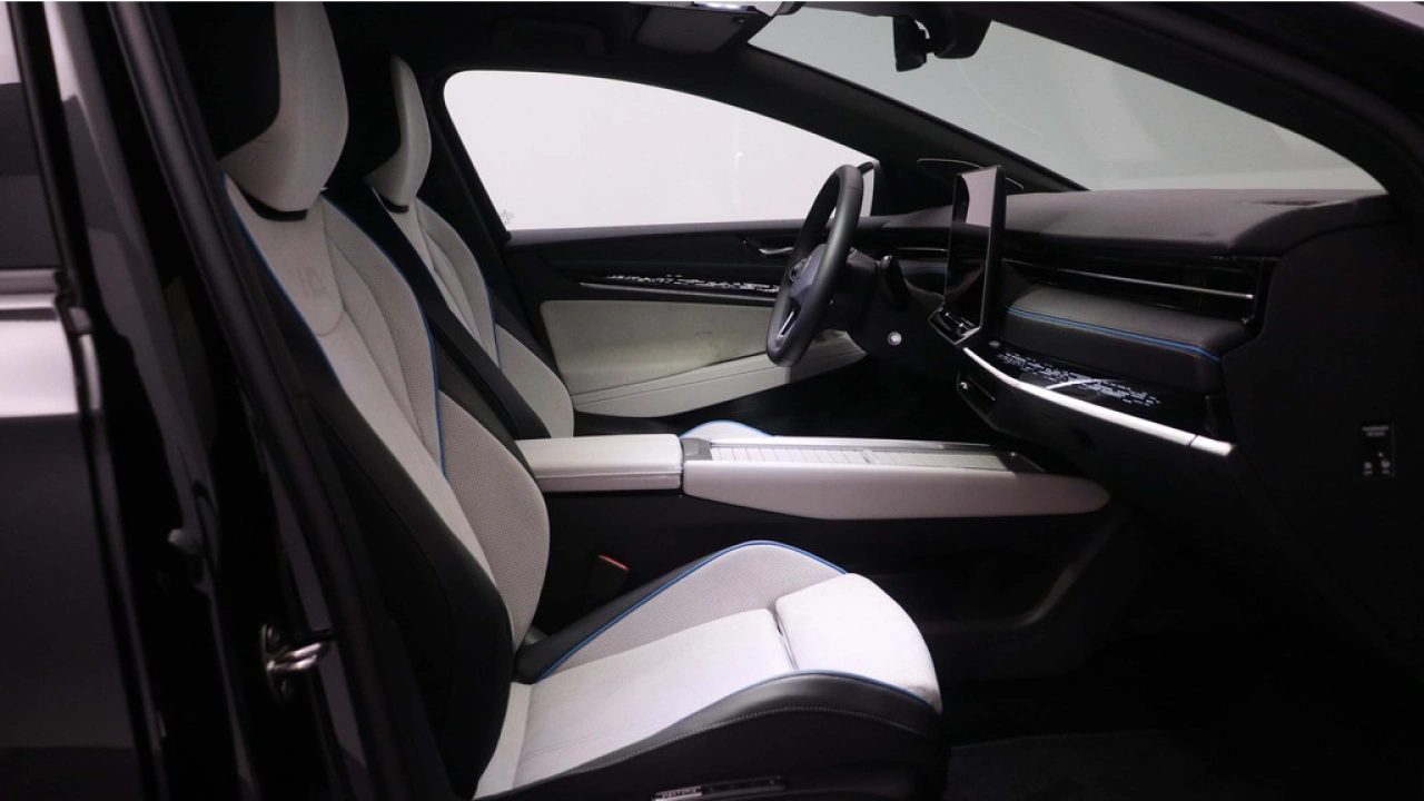 Volkswagen ID.7 Pro Business 77 kWh 286pk Massagestoelen Warmtepomp