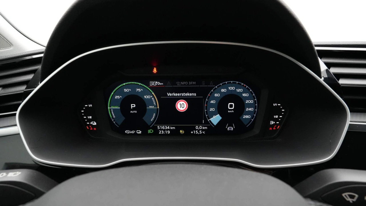 Audi Q3 45 TFSI e 245pk S Line edition