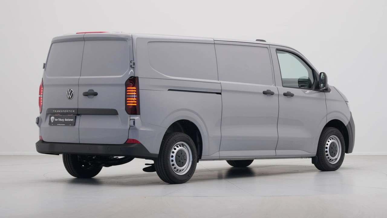 VW Bedrijfswagens Transporter 2.0 TDI L2H1 81kW 110PK Life Intro