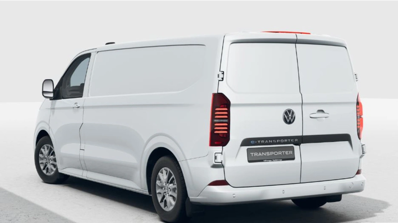 VW Bedrijfswagens E-Transporter 100kW 136PK L2H1 Life Intro 64 kWh