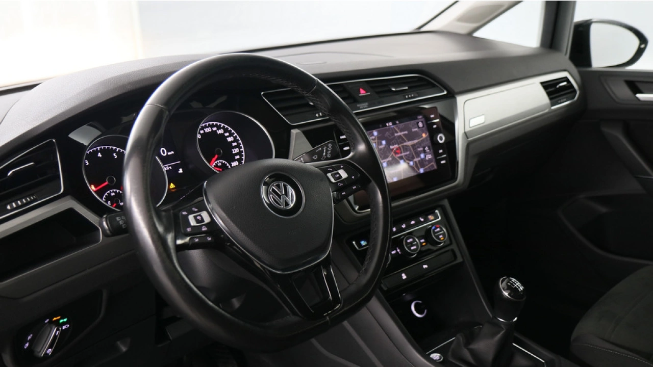 Volkswagen Touran 1.2 TSI 110pk Comfortline Business 7P.