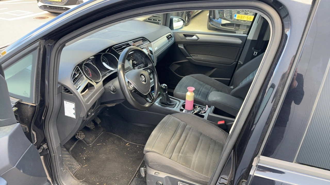 Volkswagen Touran 1.2 TSI 110pk Comfortline Business 7P.