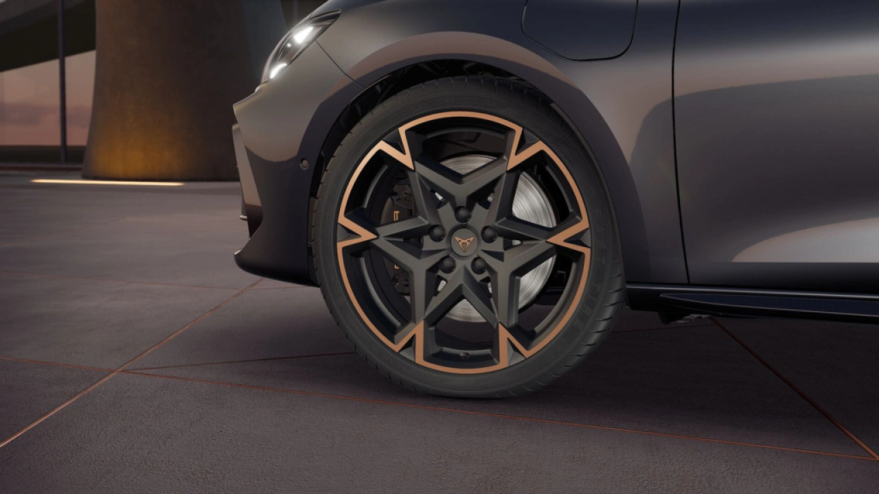 CUPRA Leon Sportstourer 1.5 TSI e-Hybrid 272 6DSG VZ Performance